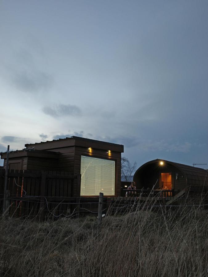 Highland Stays - Ben View Studio Pod & Jacuzzi Bath Fort William Kültér fotó
